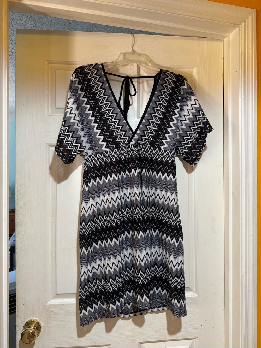 Speechless Black and White Zigzag V-Neck Dress